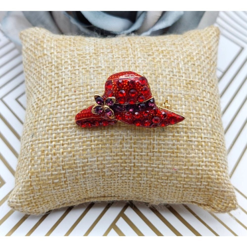 Brand New Red H'attitude Hat Brooch 18K Gold Layered Cut Crystals Red Purple